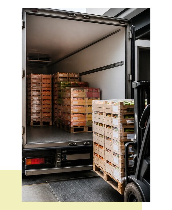 Перевозка сельхозпродукции на паллетах с доставкой в Симферополь
